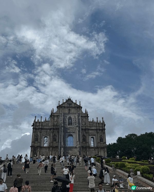 香港到澳門非常簡單，港澳碼頭搭船，1小時就到了👍。或者可以省...
