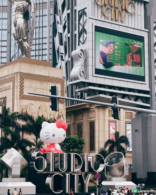 朋友收到賭場送的免費酒店住宿，所以跟朋友去了澳門玩兩日一夜。...