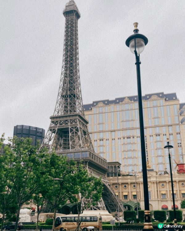 朋友收到賭場送的免費酒店住宿，所以跟朋友去了澳門玩兩日一夜。...