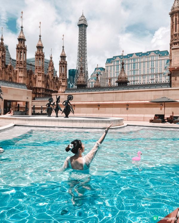 朋友收到賭場送的免費酒店住宿，所以跟朋友去了澳門玩兩日一夜。...