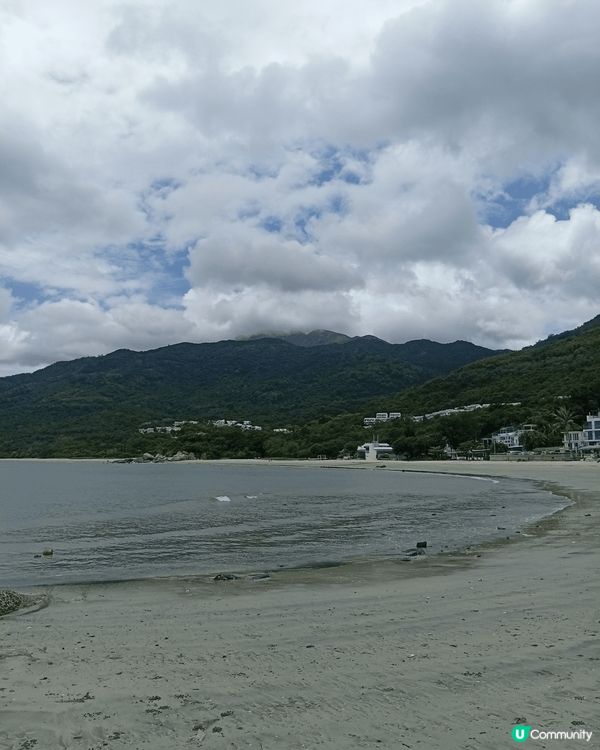 炎熱夏日，最佳消暑活動必定是游泳。現在是游泳旺季，著名的淺水...