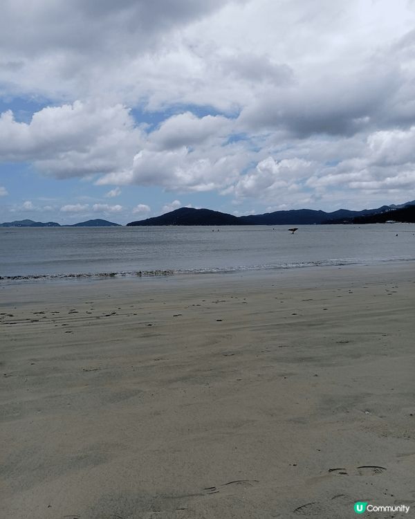 炎熱夏日，最佳消暑活動必定是游泳。現在是游泳旺季，著名的淺水...