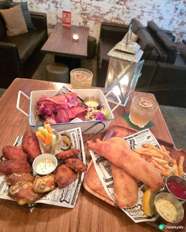 德國豬手配醉檸茶，正呀喂！🍻🐷🍋