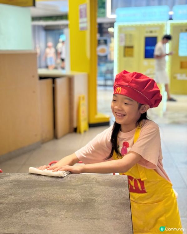 🍟💫麥當勞｜ 小小服務生初體驗