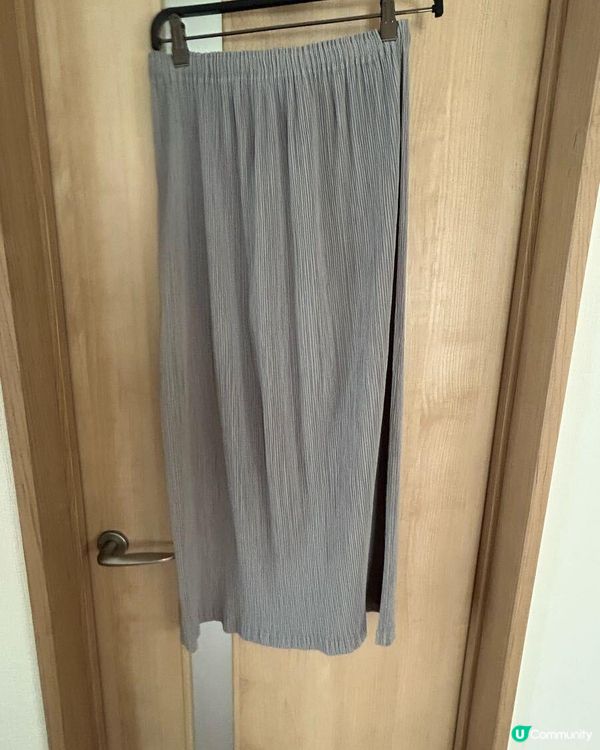 三宅一生灰色皺紋布半截裙（Funbid）