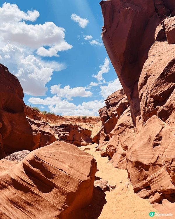 美國既羚羊山谷，好靚，預約tour去睇到獨特既風景，值得一訪...