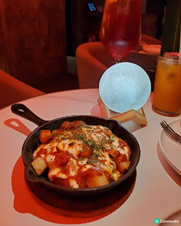 J.moon．星空下歎Moctail＋邪惡牛脷刈包