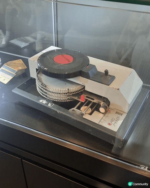 香港勝在有ICAC。依家唔一定要貪污受查先有得去廉署飲咖啡嘅...