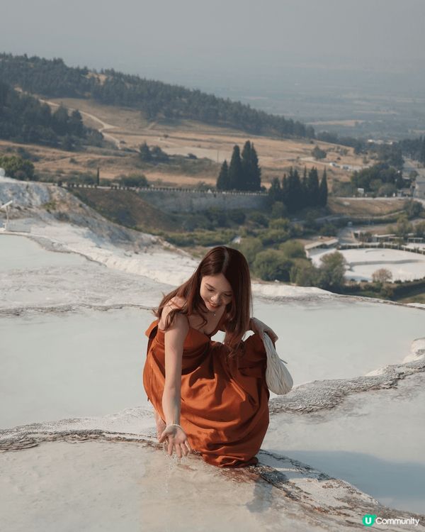 土耳其嘅棉花堡係一個一生人必去一次嘅地方，腳踏住一片白濛濛嘅...