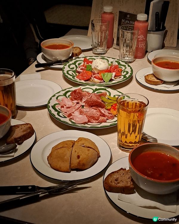 Emmer Pizzeria & Cafe 🍽， 位於金鐘太...