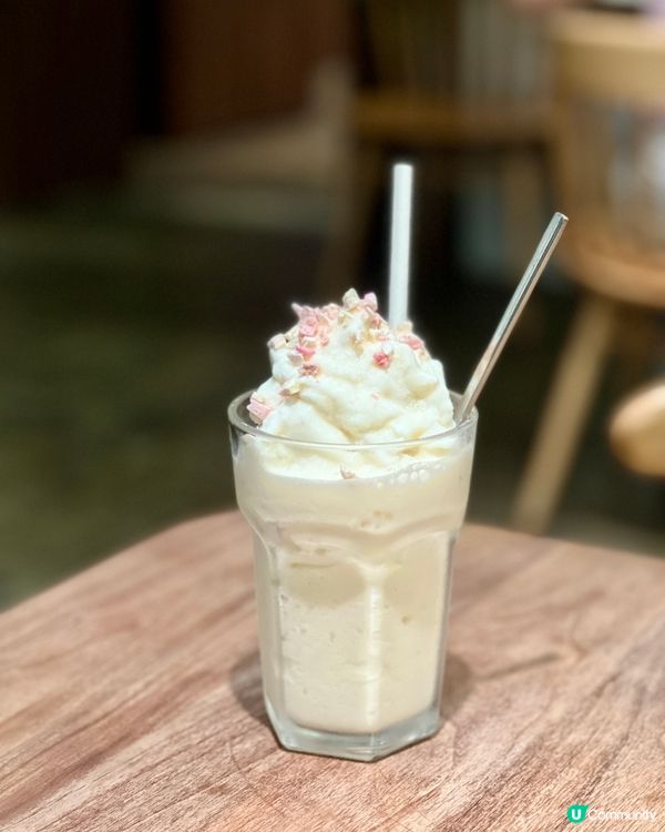 《觀塘高質西餐 必試焦糖香蕉糯米窩夫😋》