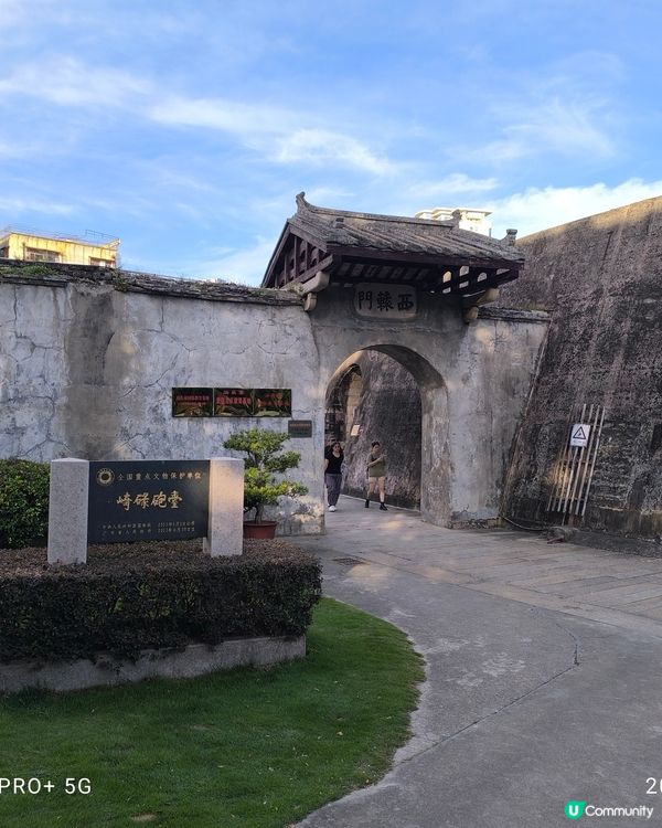 保存得很好的古蹟，無味清潔，人不多，很好逛。還有博物館但係博...