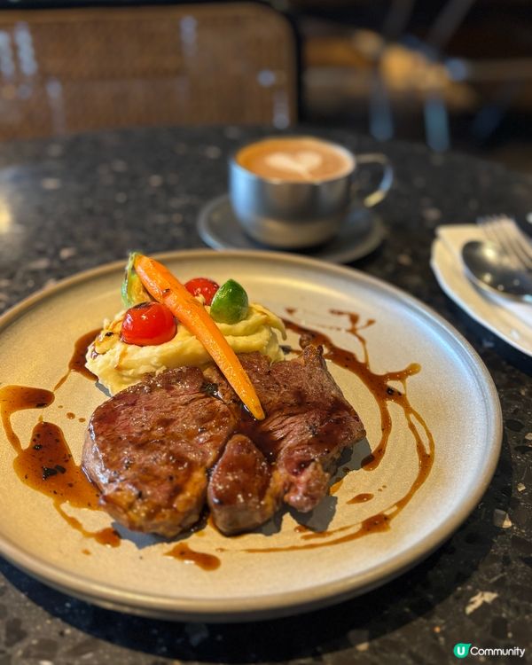 尖咀酒店歎扒☀️！香煎肉眼扒超正🤤！ 