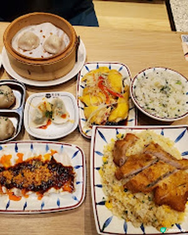 堅信號上海生煎皇．生煎包爆汁、蔥油雞滑到震！