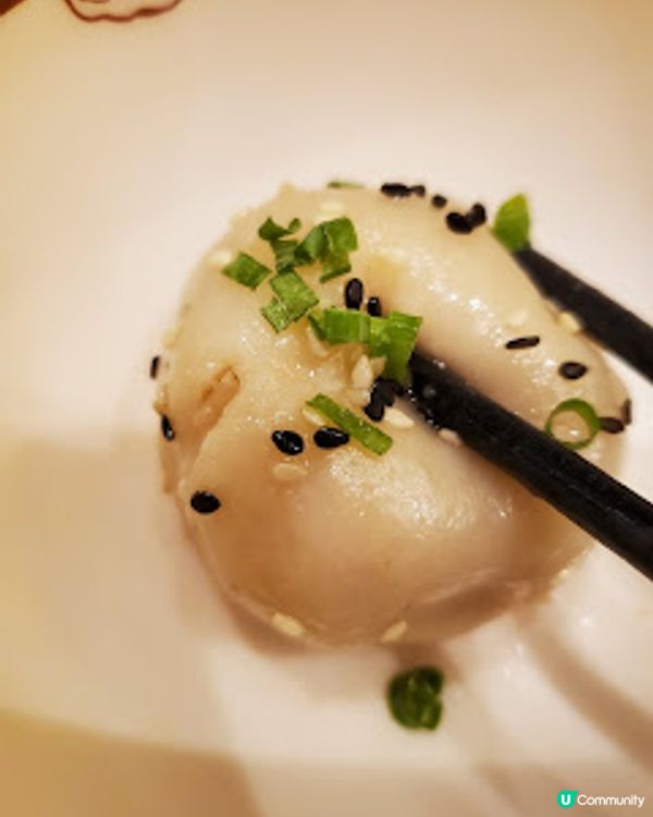 堅信號上海生煎皇．生煎包爆汁、蔥油雞滑到震！