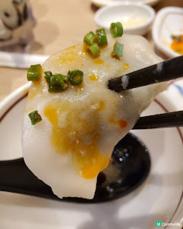 堅信號上海生煎皇．生煎包爆汁、蔥油雞滑到震！