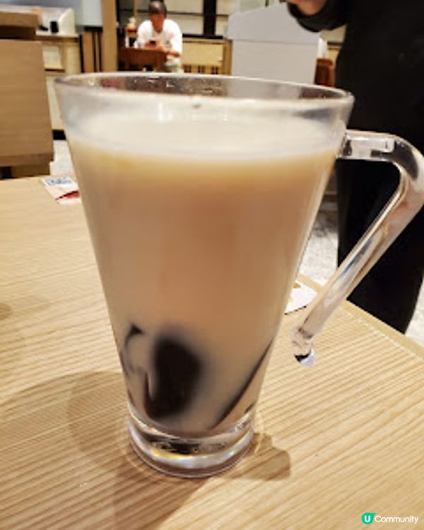 堅信號上海生煎皇．生煎包爆汁、蔥油雞滑到震！