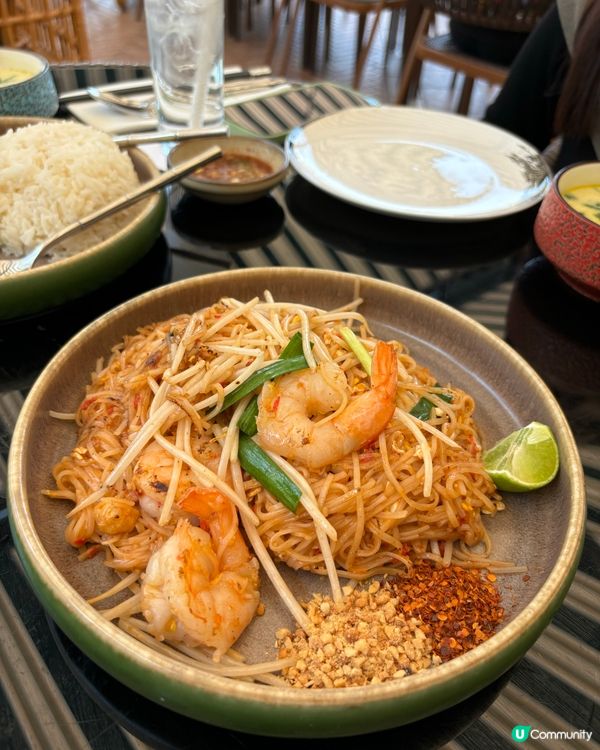 週末去愉景灣chill🥳！打卡影相食好嘢📸！