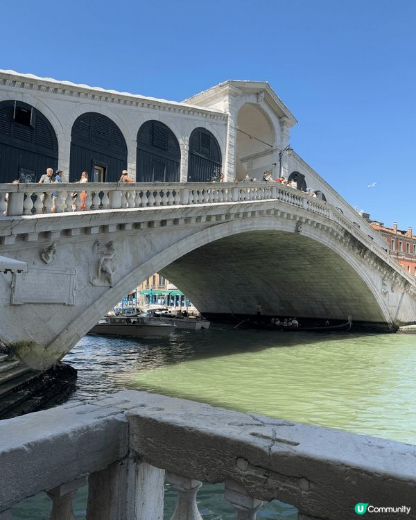 剛剛去完意大利威尼斯玩，天氣超好，每個地方都好美，很值得再去...