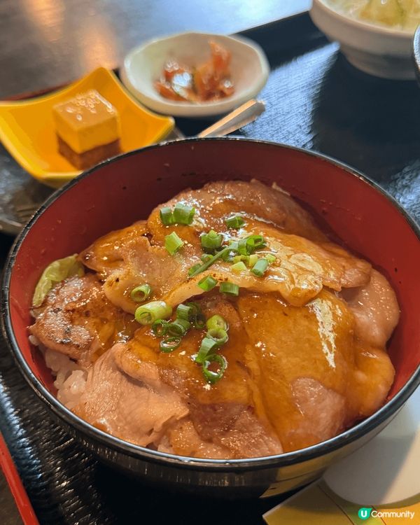 大癲一個人去沖繩之旅，無車牌開電動車上山吃好西
