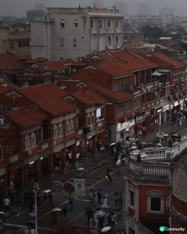 福建泉州钟楼以及西街，保留完好的古城区以及南洋风格的建筑