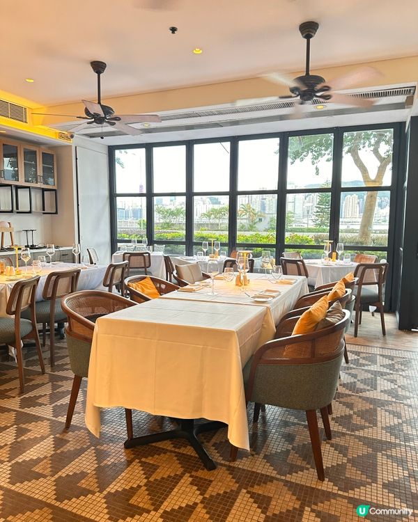 尖東海濱特價Happy Hour