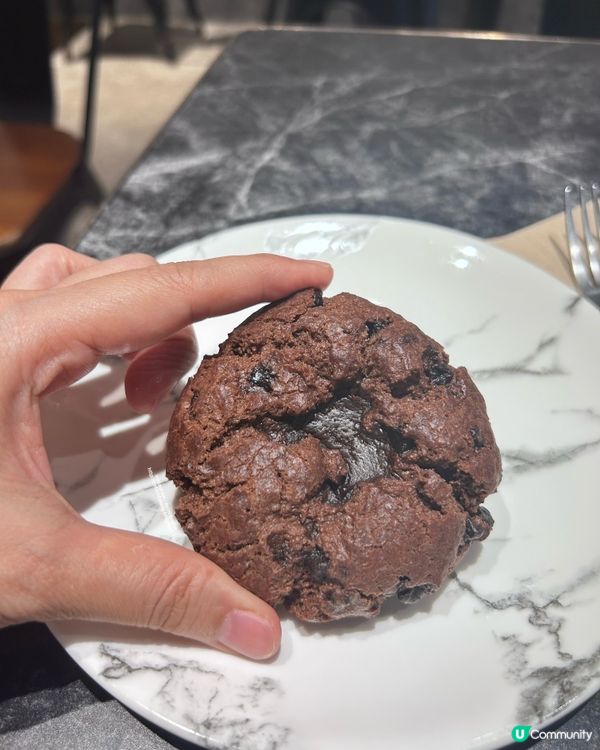 又去嘆個下午茶 💕 香烤牛腹肉配金薯藜麥沙律