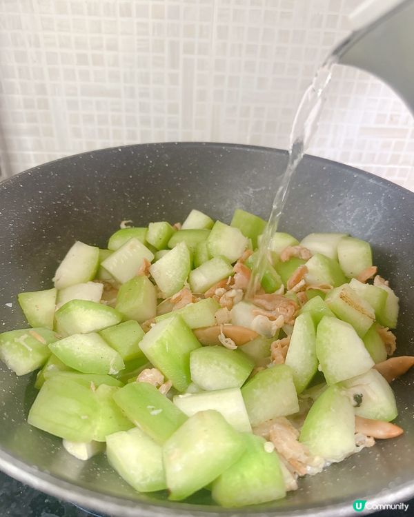 💥消暑冬瓜湯💥 蝦米蜆肉象拔蚌仔 + 豆腐 +春菜