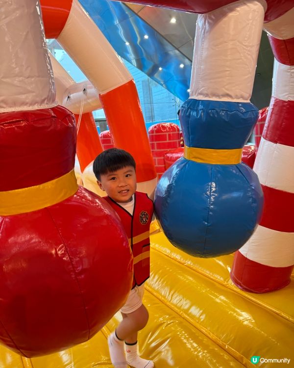 🧑‍🚒全港首創｢夏日放電消防局｣巨型充氣彈床🪓