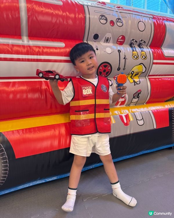 🧑‍🚒全港首創｢夏日放電消防局｣巨型充氣彈床🪓