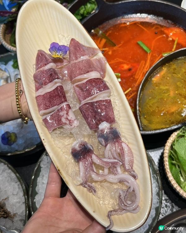 終於食到恨左好耐嘅貴州紅酸湯火鍋啦！