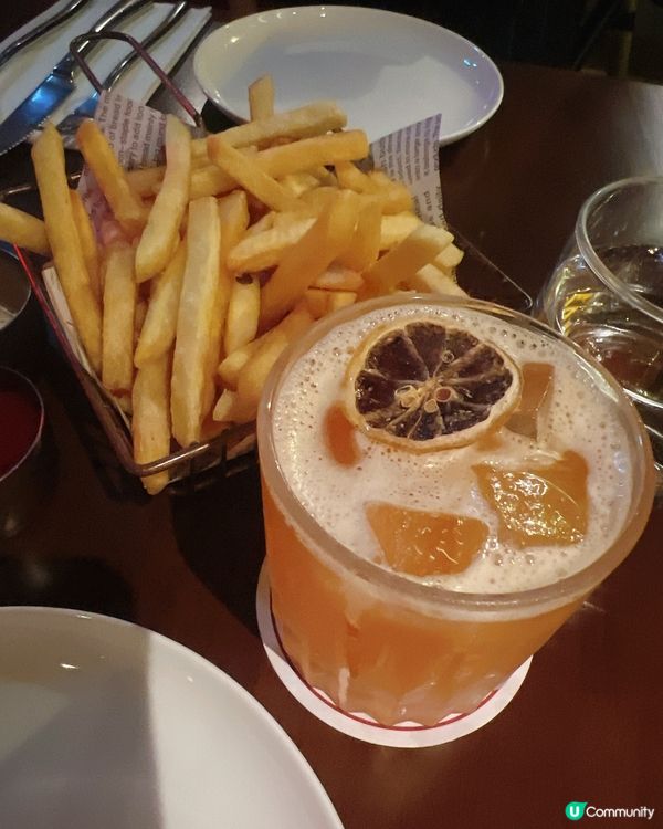 中環$18加杯酒！Mojo風門柳x牛面頰肉雙殺🍷意飯好好食🤤