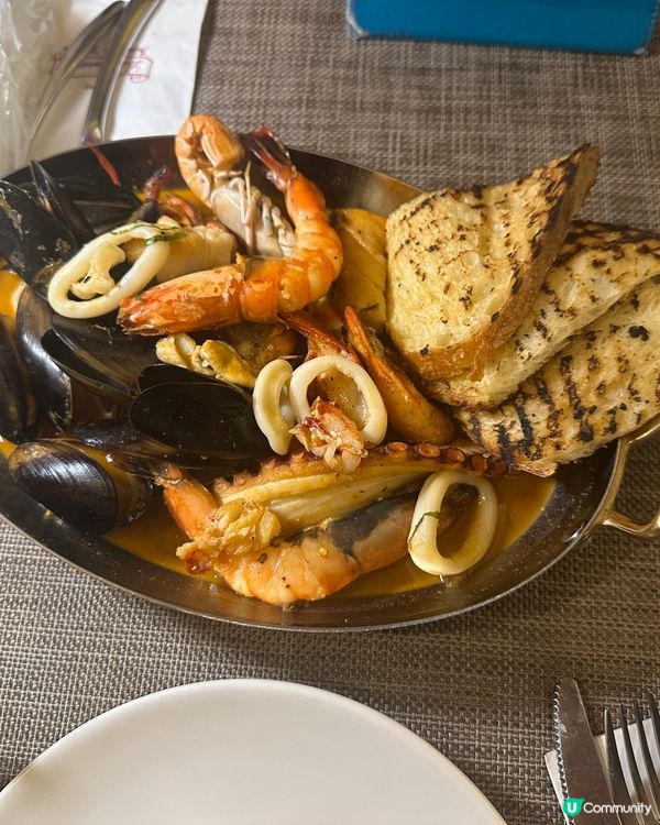 尖沙咀半地牢意大利餐廳