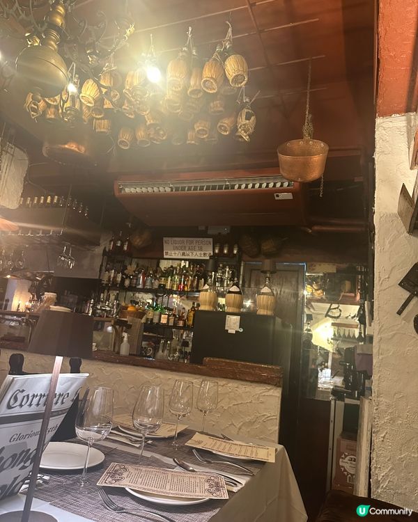 尖沙咀半地牢意大利餐廳