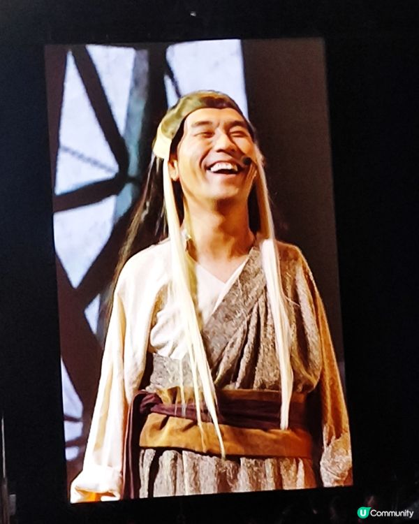 🎤🎼三號風球去睇中三演唱會勁正！🎼🎤 