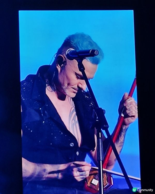 🎤🎼三號風球去睇中三演唱會勁正！🎼🎤 