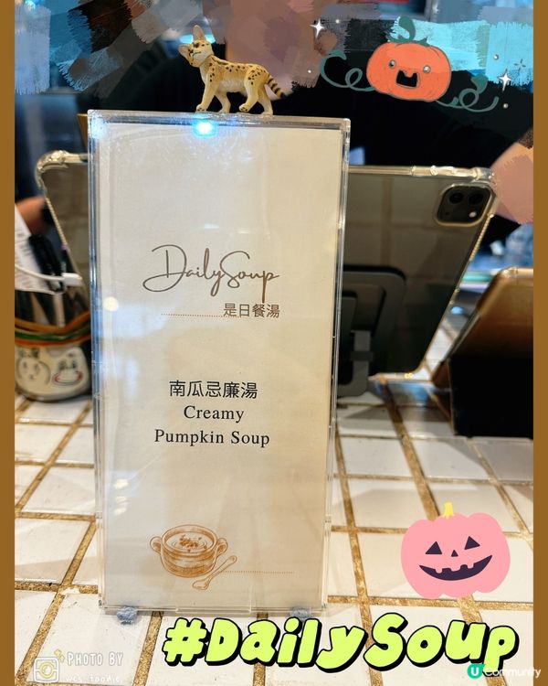 油麻地書本與文青咖啡 : Kubrick