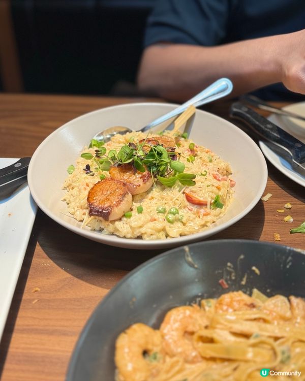 1.  生日飯局😋！炸洋蔥必點🧅！牛扒五成熟💯！