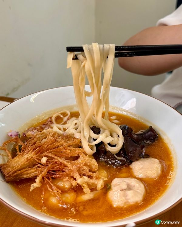 自家熬製無味精湯底上海麵店🍜