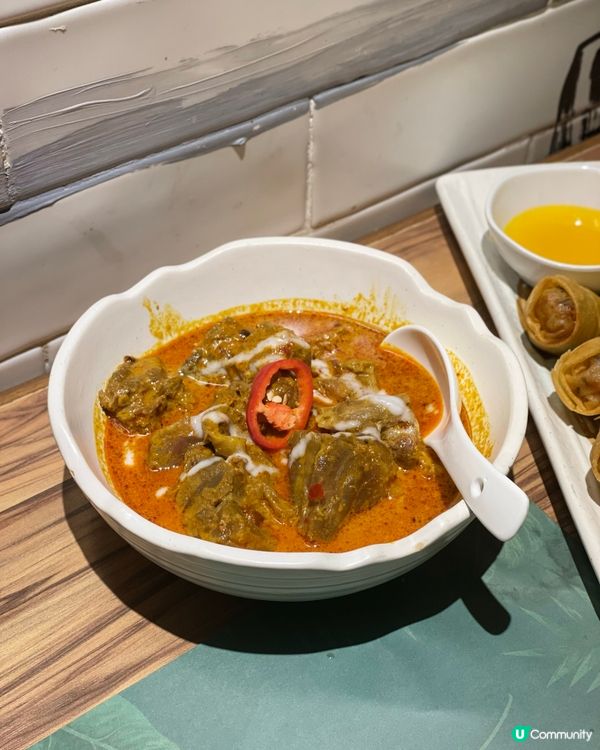 尖沙咀｜座無虛席的泰菜餐廳。新泰東南亞餐廳