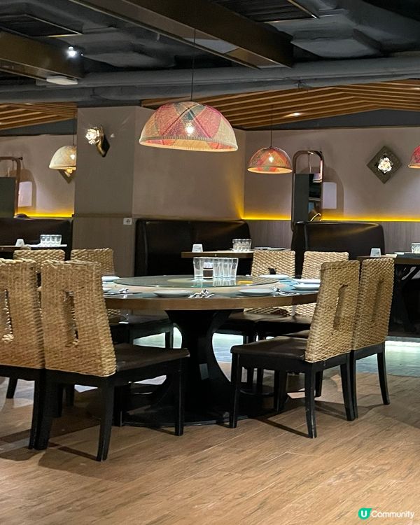 尖沙咀｜座無虛席的泰菜餐廳。新泰東南亞餐廳