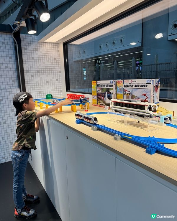 香港西九龍站MTR e-Store 新店