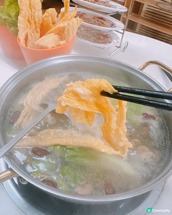 親民價吃脆皮雞煲 