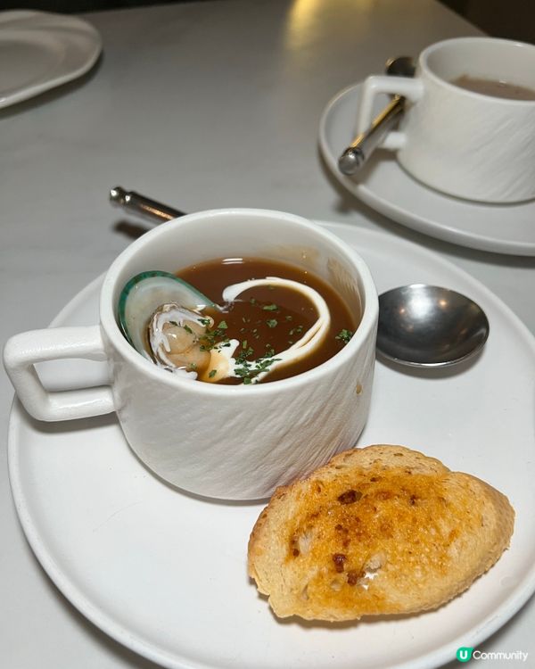 ʚ♡ 人氣慶祝餐廳  • 甜品畫碟精緻用心 ♡ɞ