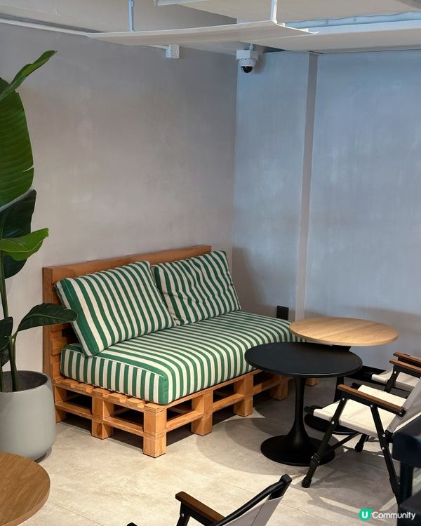 一邊望住靚靚海景😍 一邊嘆美味漢堡🥰