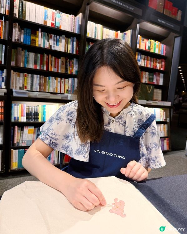 藏身書店內的💎珠寶藝術展