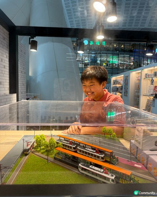 高鐵站新店開張！🚄 模型迷衝呀！