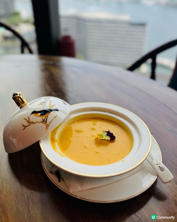 胡同高空點心😋！尖咀靚景歎美食！