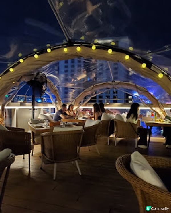 Kaboom．維港夜景配創新泰菜 天台chill住食