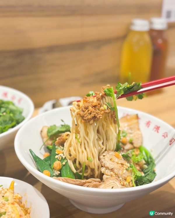 兩姊妹涼皮🤤！終於食到啦！😋